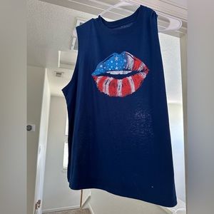 Blue lips t shirt